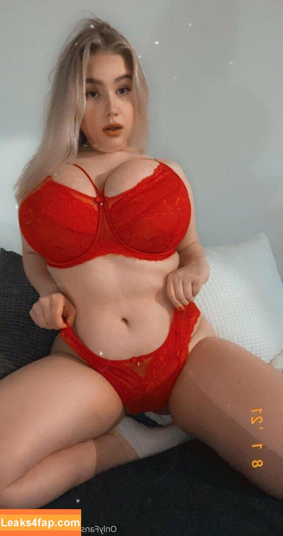 MissParaskeva / missparaskeva.pr leaked photo photo #0258