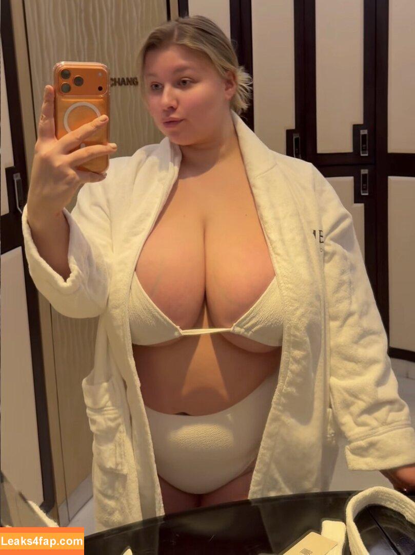 MissParaskeva / missparaskeva.pr leaked photo photo #0728