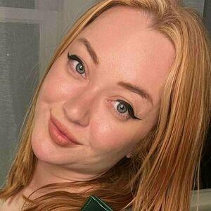MissQueenieXOX photo #0018