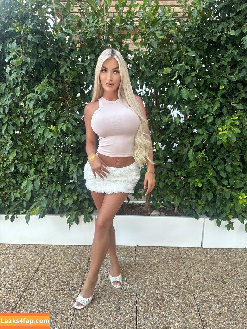 Missteela_o / missteela.official / xteleela leaked photo photo #0173