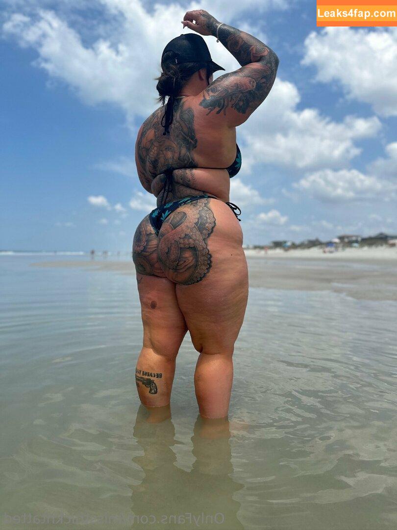 missthickntatted /  leaked photo photo #0039