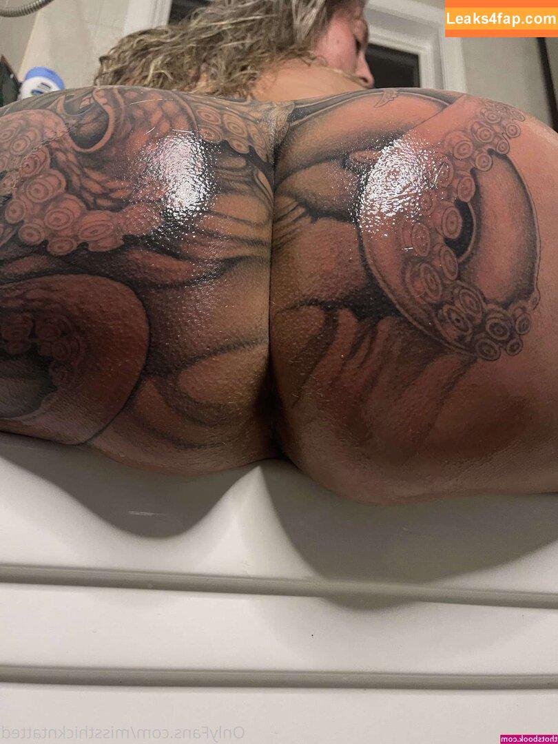 missthickntatted /  leaked photo photo #0227