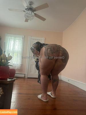 missthickntatted photo #0197