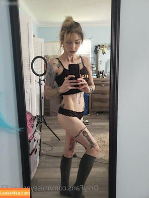 Missy Graves photo #0147