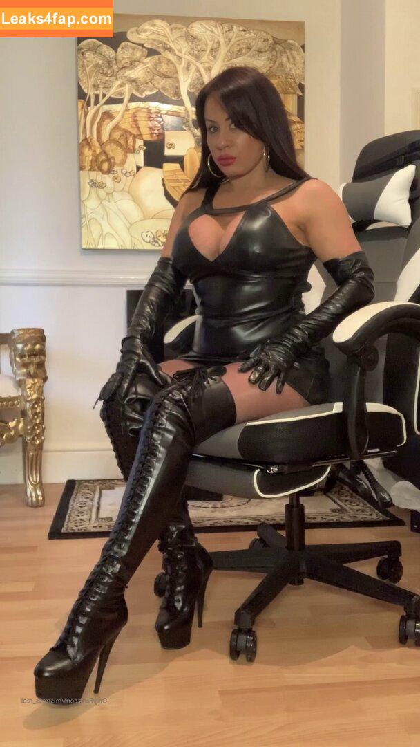 Mistress R'eal / MistressReal / mistress_real / mistressreal0 leaked photo photo #0094