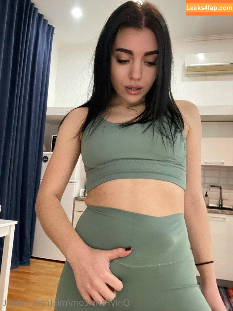mistress_rabbit / rabidobscura leaked photo photo #0108