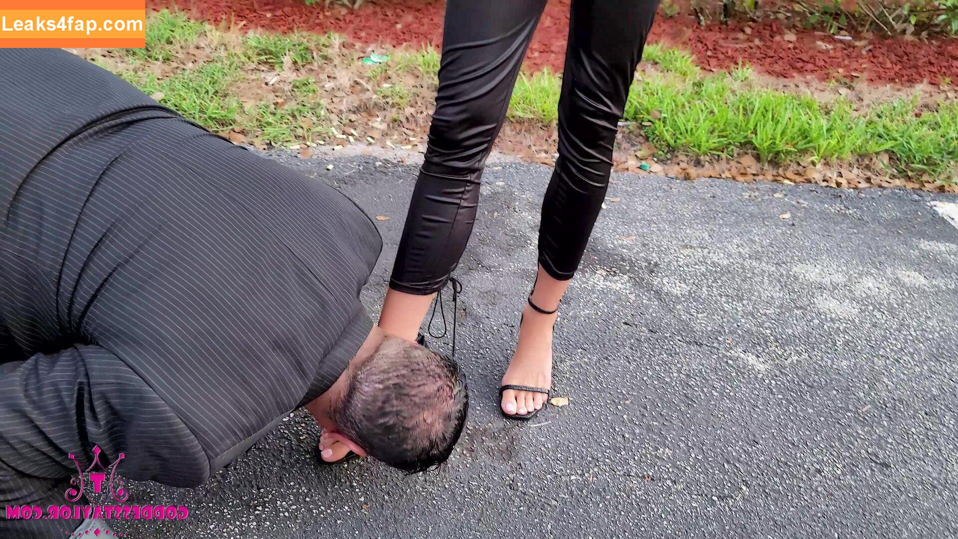 Mistress Taylor Knight / floridafindom / goddesstaylork / official_taylor_knight leaked photo photo #0096