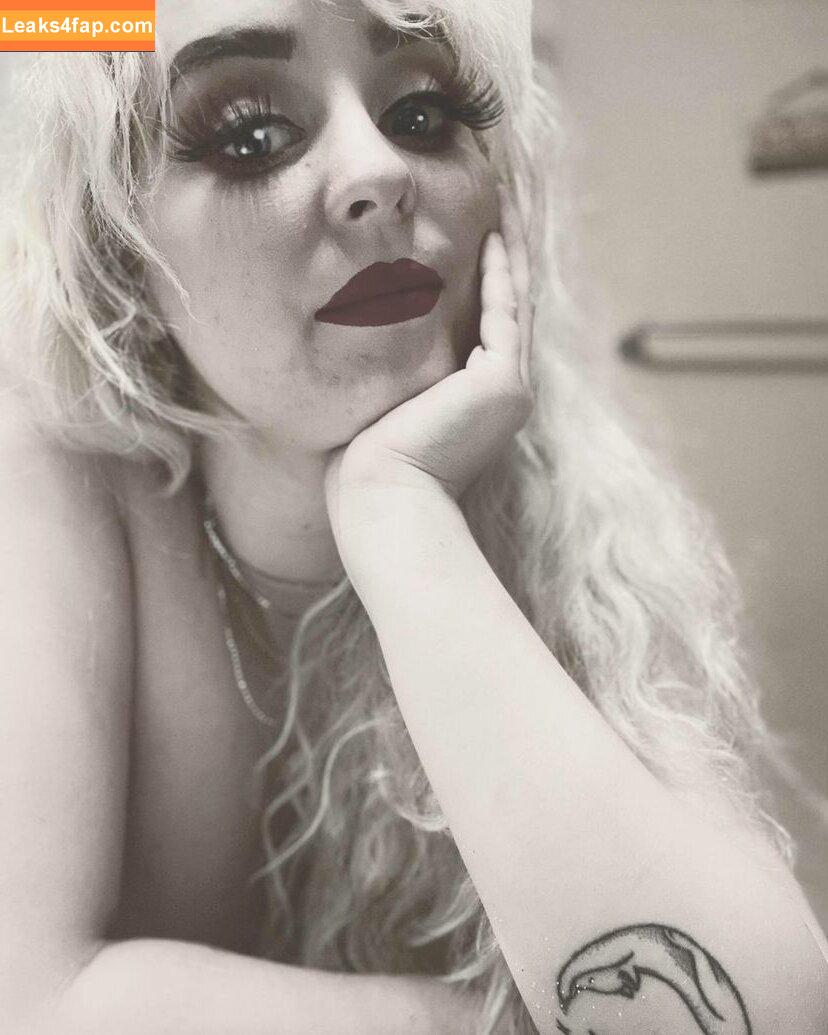 Mistress Trinity Faith / mistress_tfaith3 / mistresstfaith leaked photo photo #0014