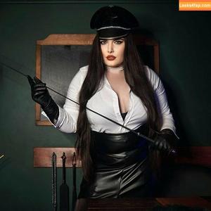 mistresskarino photo #0009