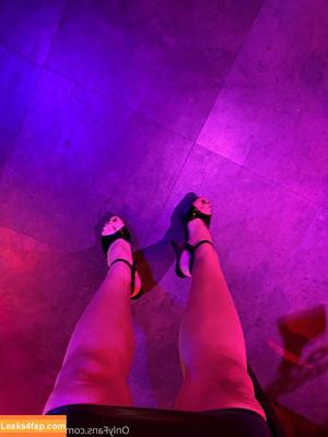 mistresssophiasahara фото #0003