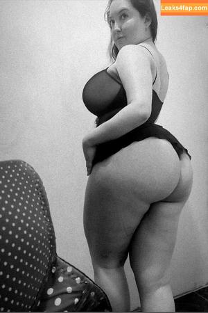 Misty Acosta photo #0027