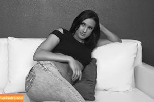 Misty Anderson photo #1001