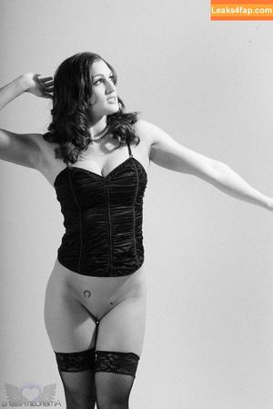 Misty Anderson photo #2007