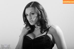 Misty Anderson photo #2044