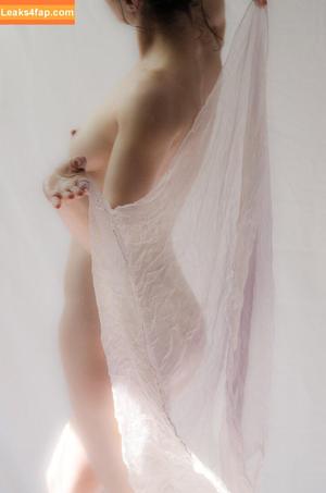 Misty Macallister photo #0012
