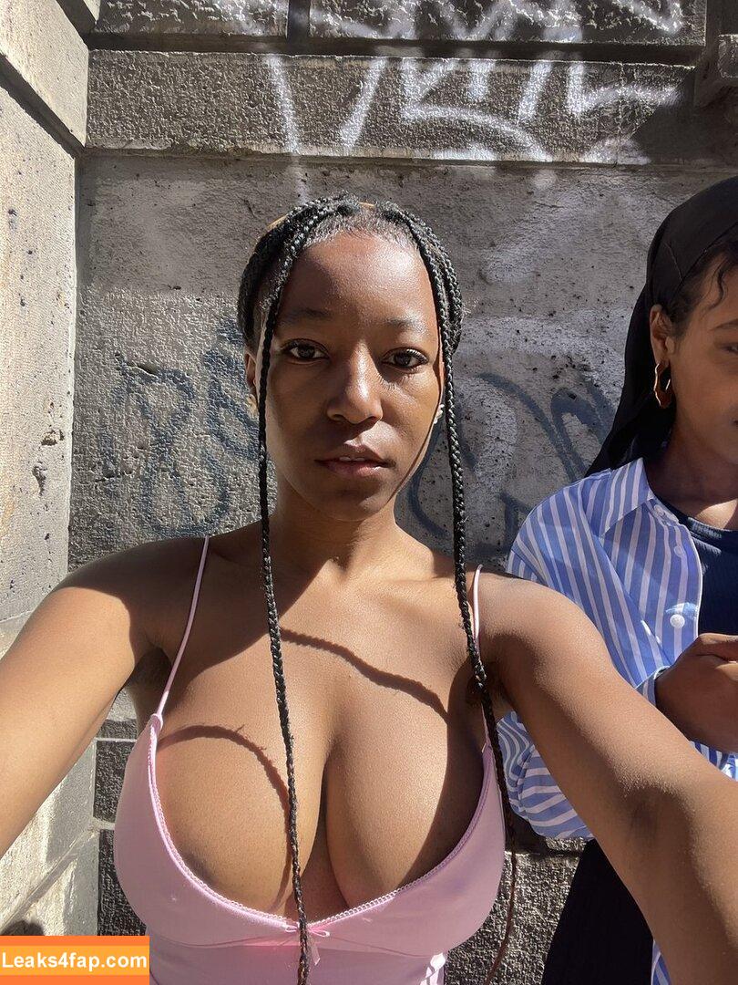 mitchumtanya leaked photo photo #0010