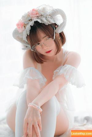 miu_cosplayer photo #0072