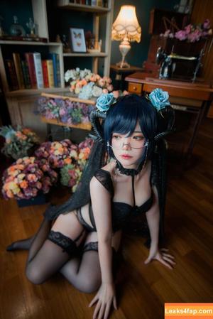 miu_cosplayer photo #0129
