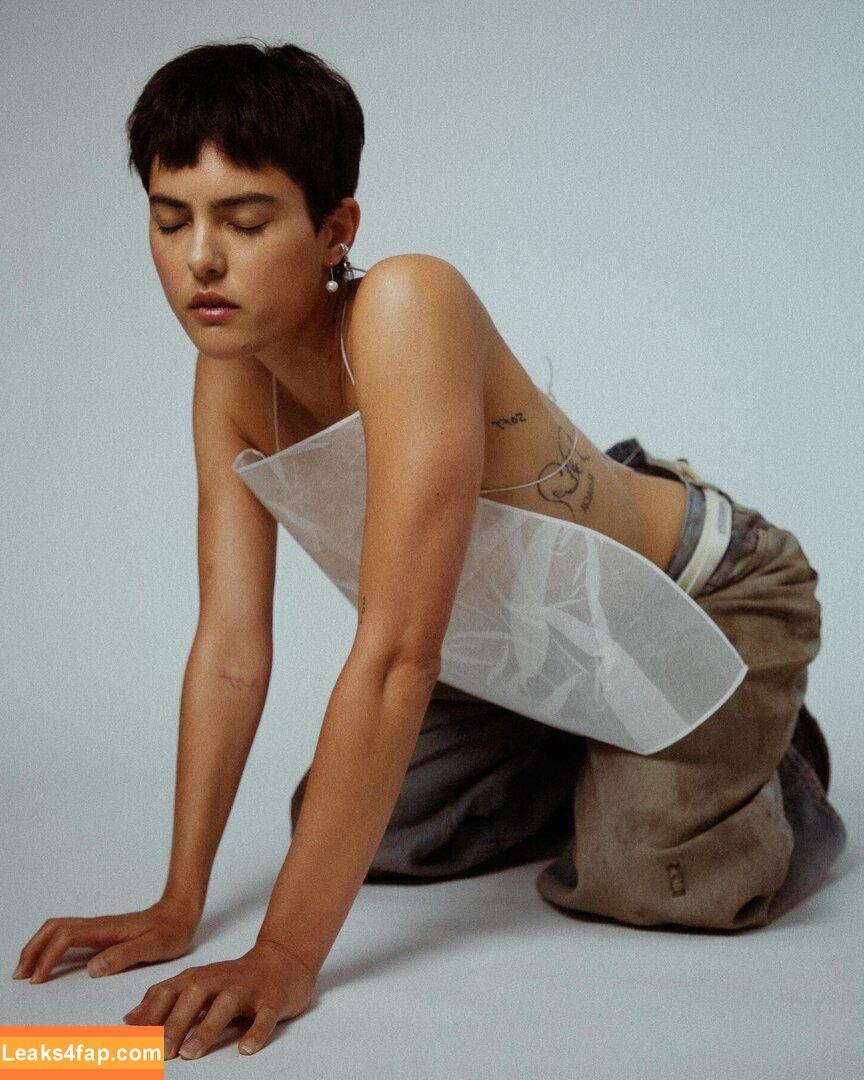 Miya Folick / miyafolick leaked photo photo #0008