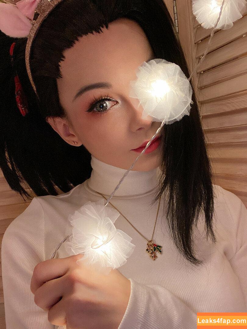 mk_ays /  leaked photo photo #0049