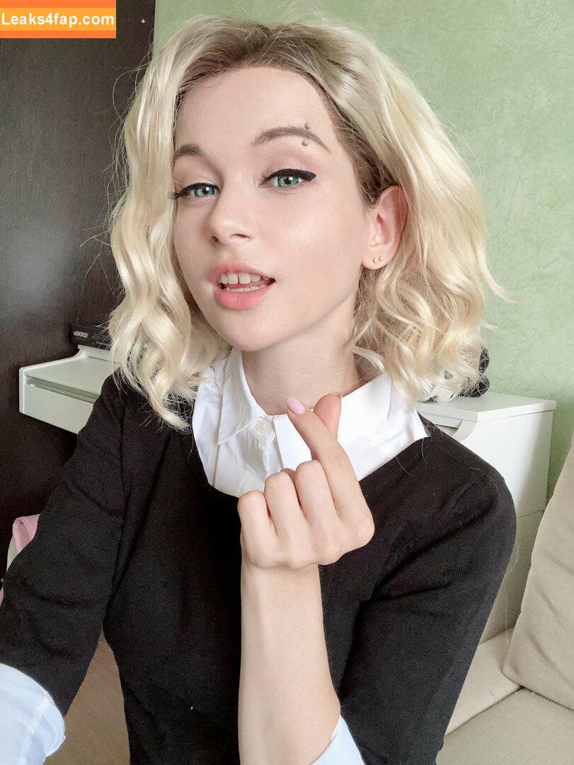mk_ays /  leaked photo photo #0174