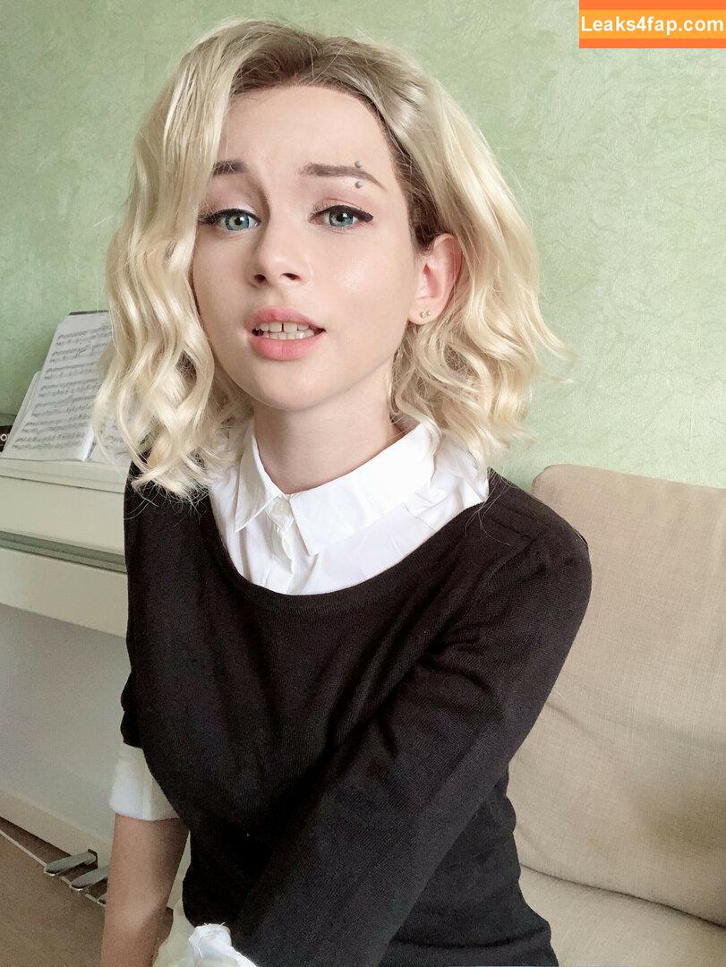 mk_ays /  leaked photo photo #0180