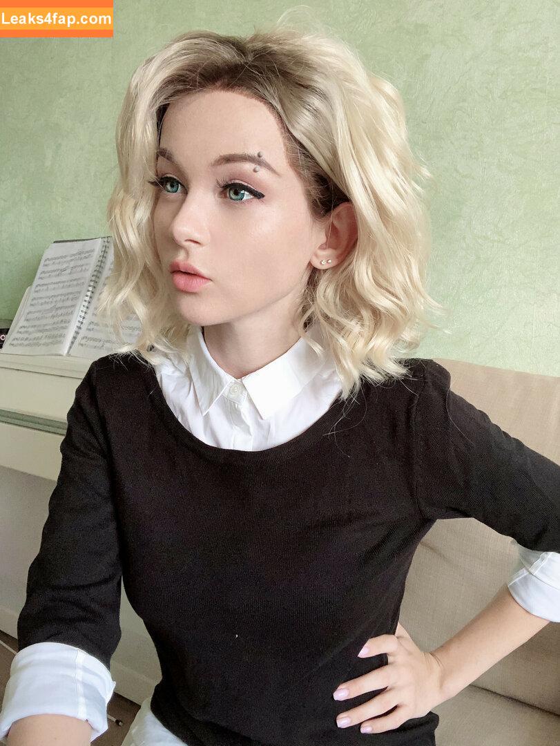 mk_ays /  leaked photo photo #0181