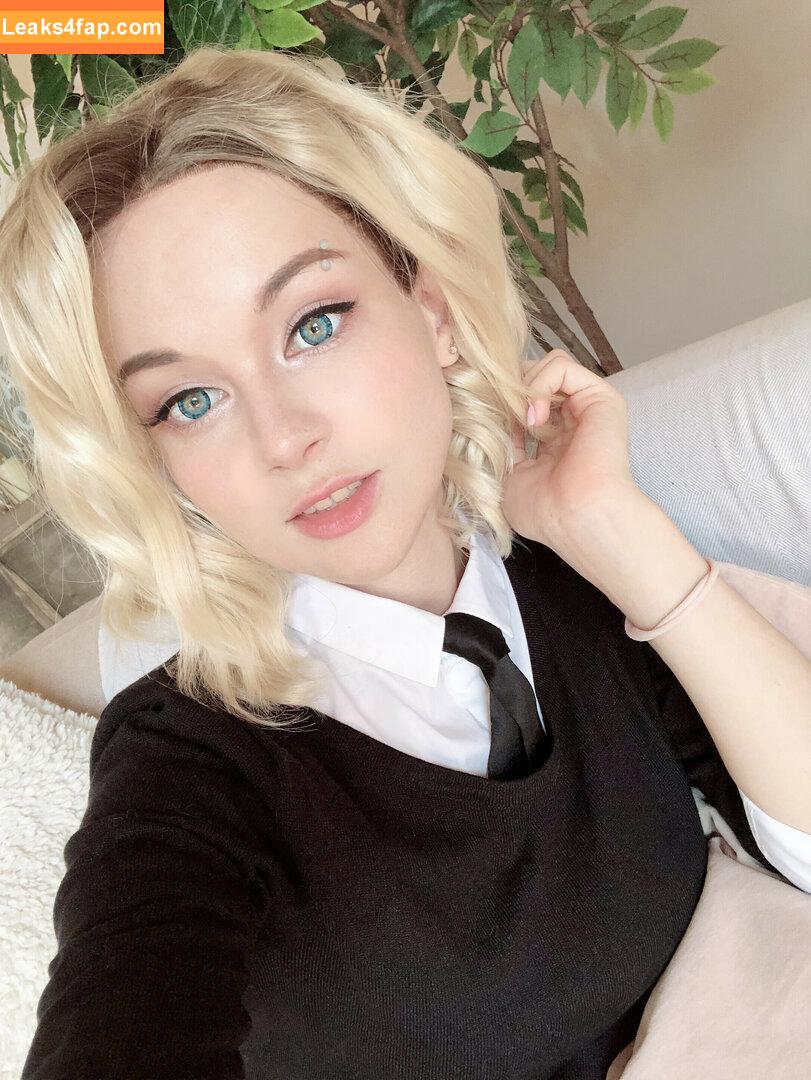 mk_ays /  leaked photo photo #0194
