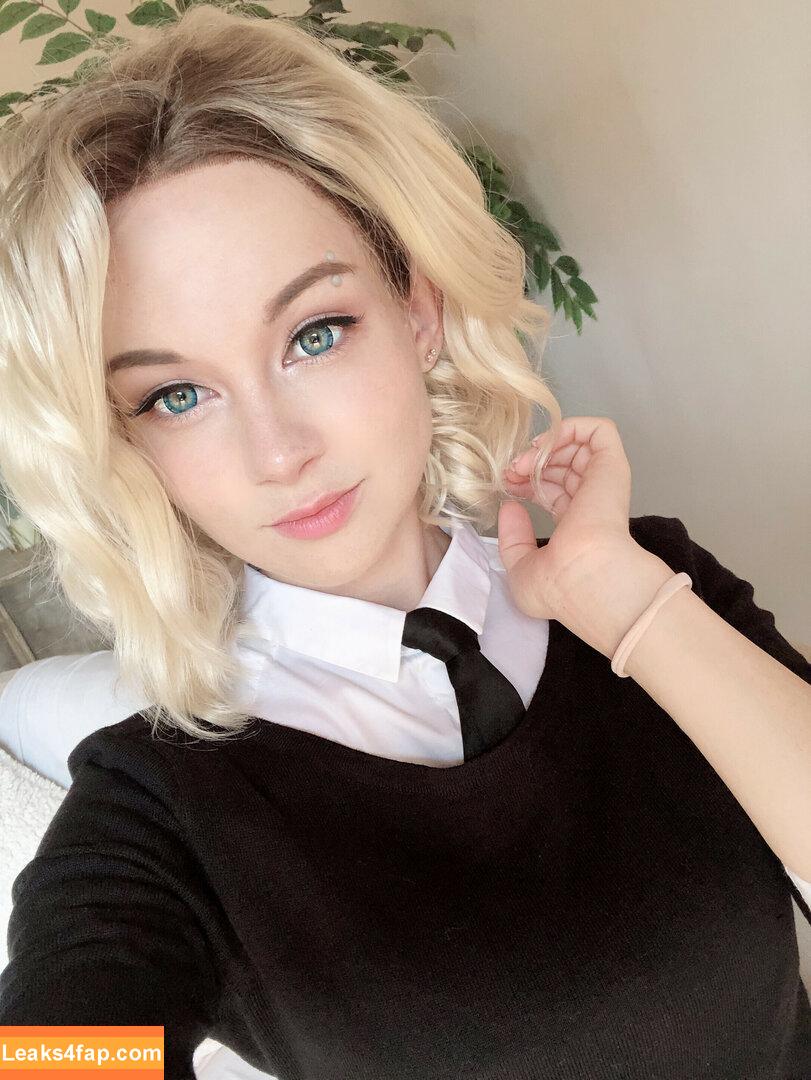 mk_ays /  leaked photo photo #0196