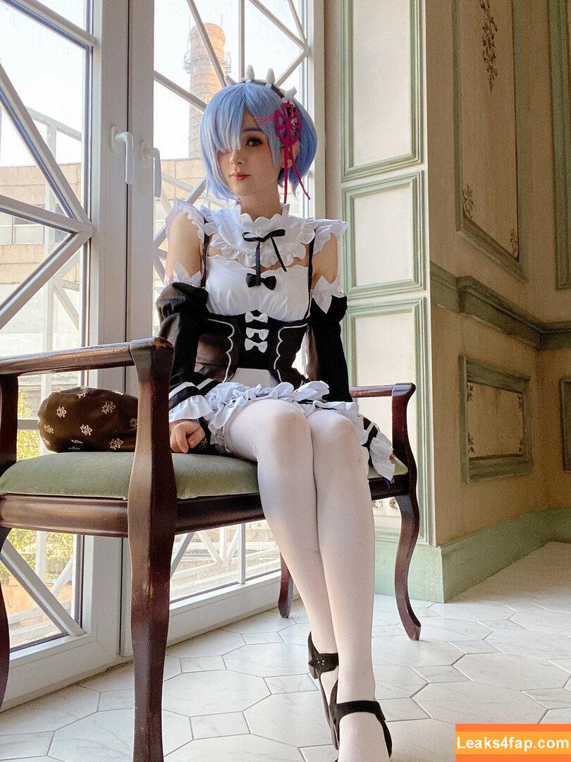 mk_ays /  leaked photo photo #0281