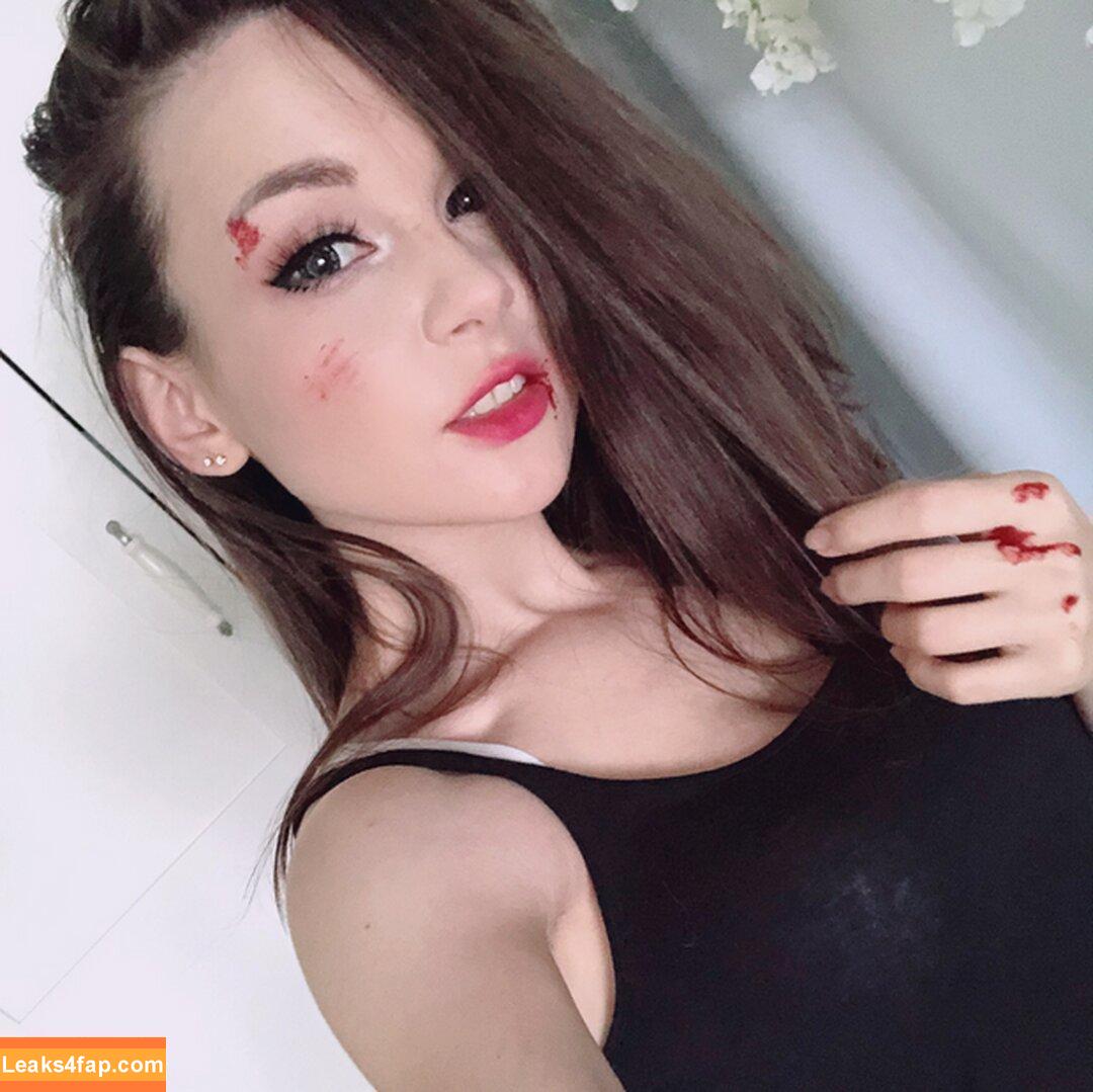 mk_ays /  leaked photo photo #0294