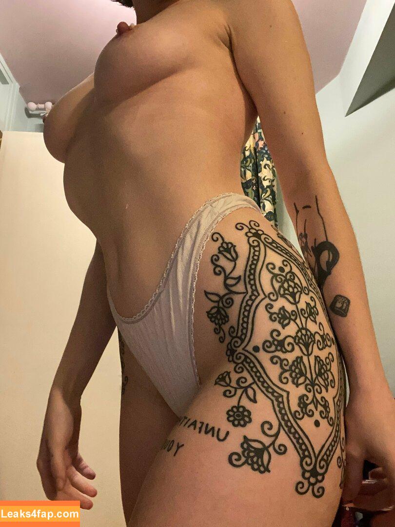 mmecissysubs / hellomisslyss leaked photo photo #0038