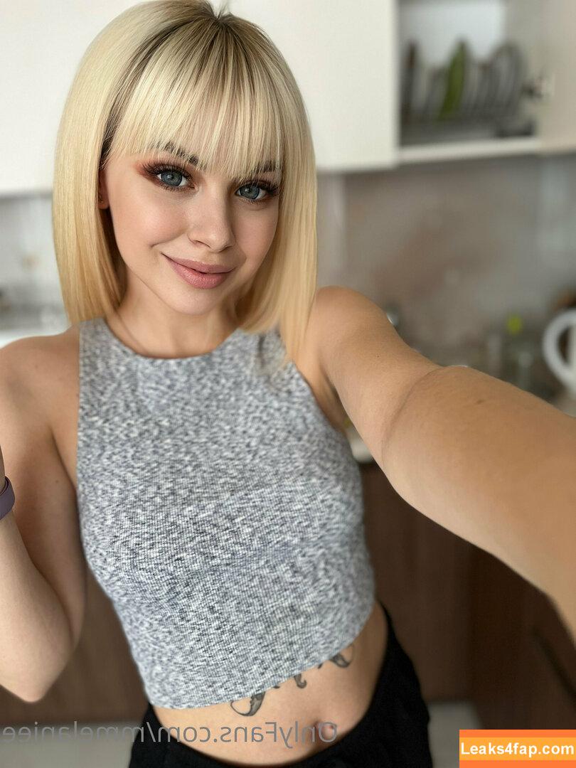 mmelaniee /  leaked photo photo #0007