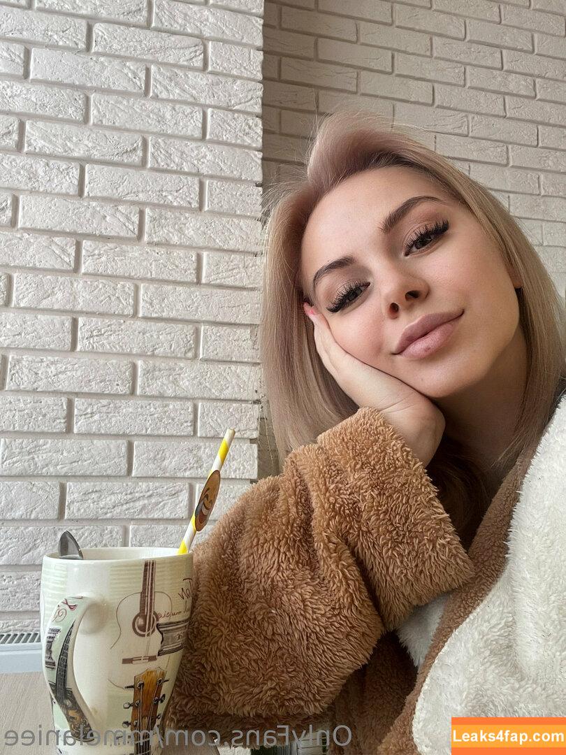 mmelaniee /  leaked photo photo #0025