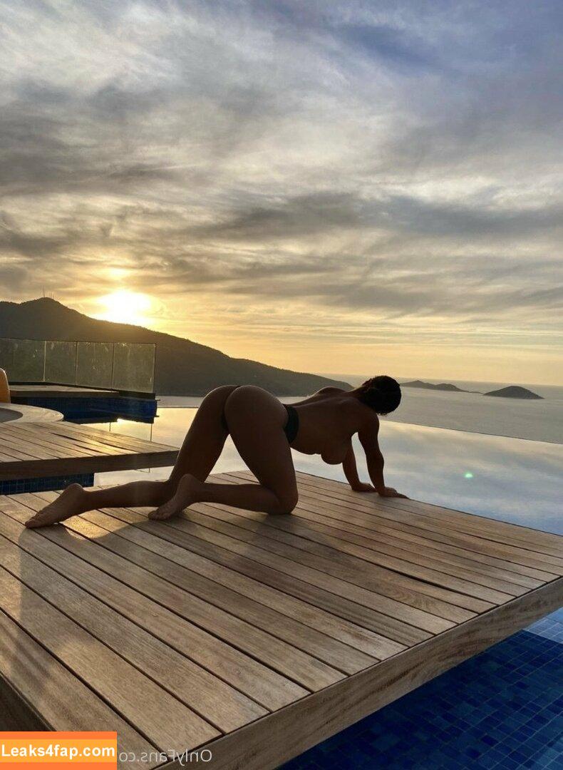 Mmelissaox / Melissa.ox / mmelissa.ox leaked photo photo #0004