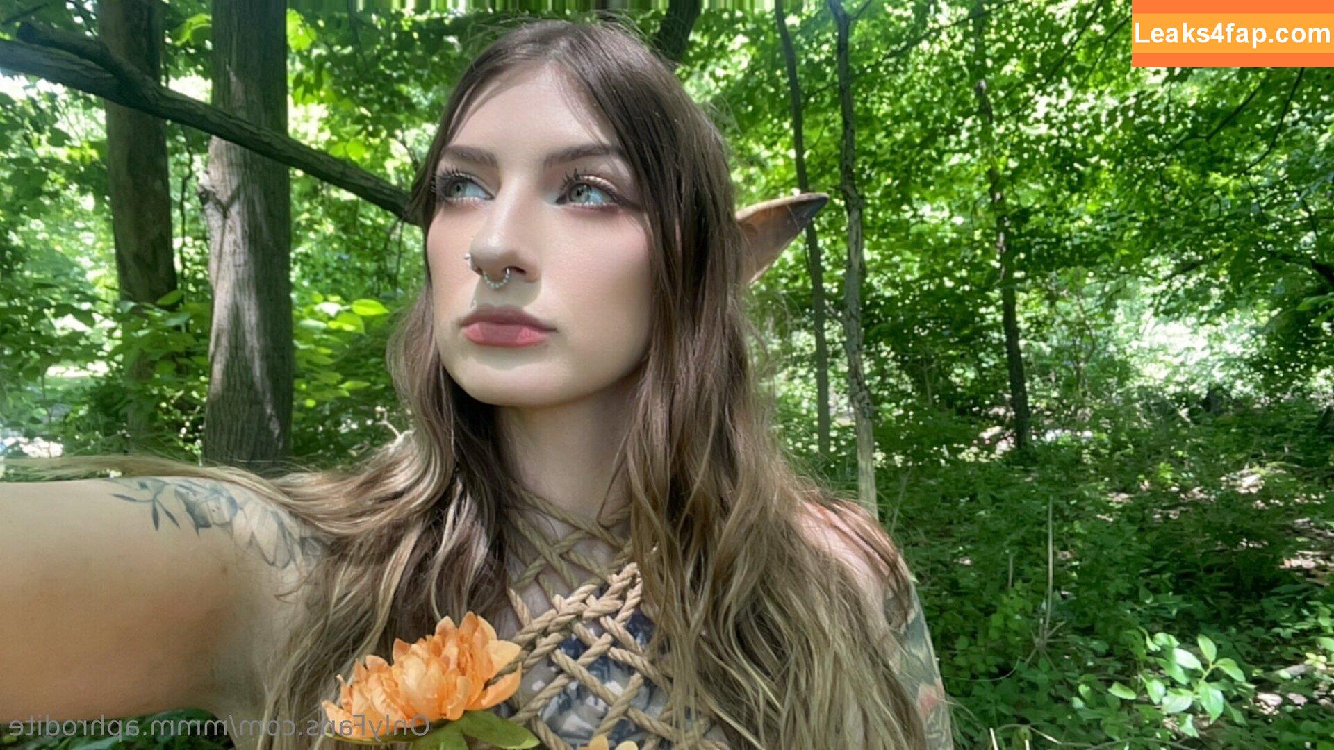 mmm.aphrodite / modern__aphrodite leaked photo photo #0003