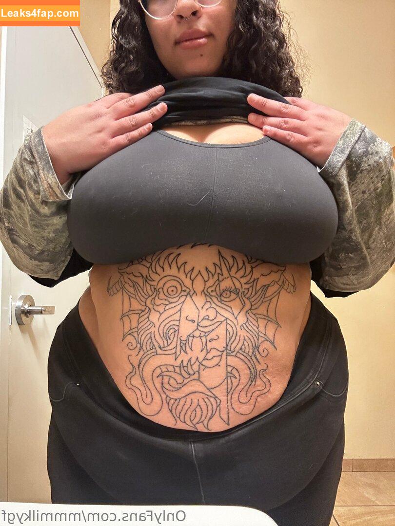 mmmilkygf / mmmforeign leaked photo photo #0028
