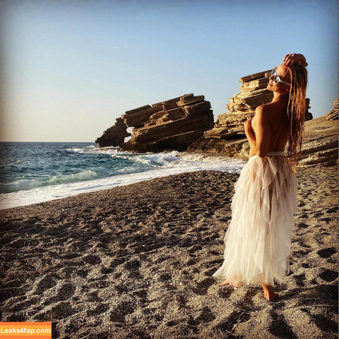 Models On Purpleport / Adultfolio / Maxmodels.pl (no mass dumpingtogs content / model-kartei.de / modelfol.io / purpleportofficial leaked photo photo #0221