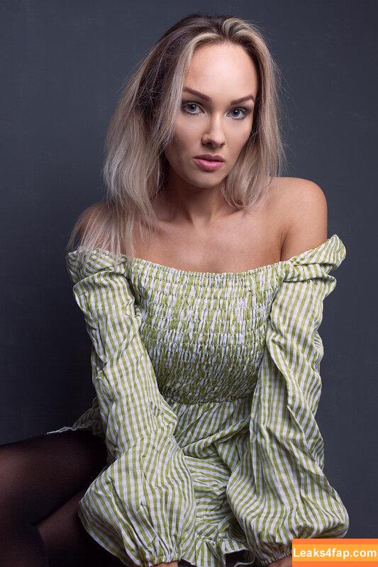 Models On Purpleport / Adultfolio / Maxmodels.pl (no mass dumpingtogs content / model-kartei.de / modelfol.io / purpleportofficial leaked photo photo #0337