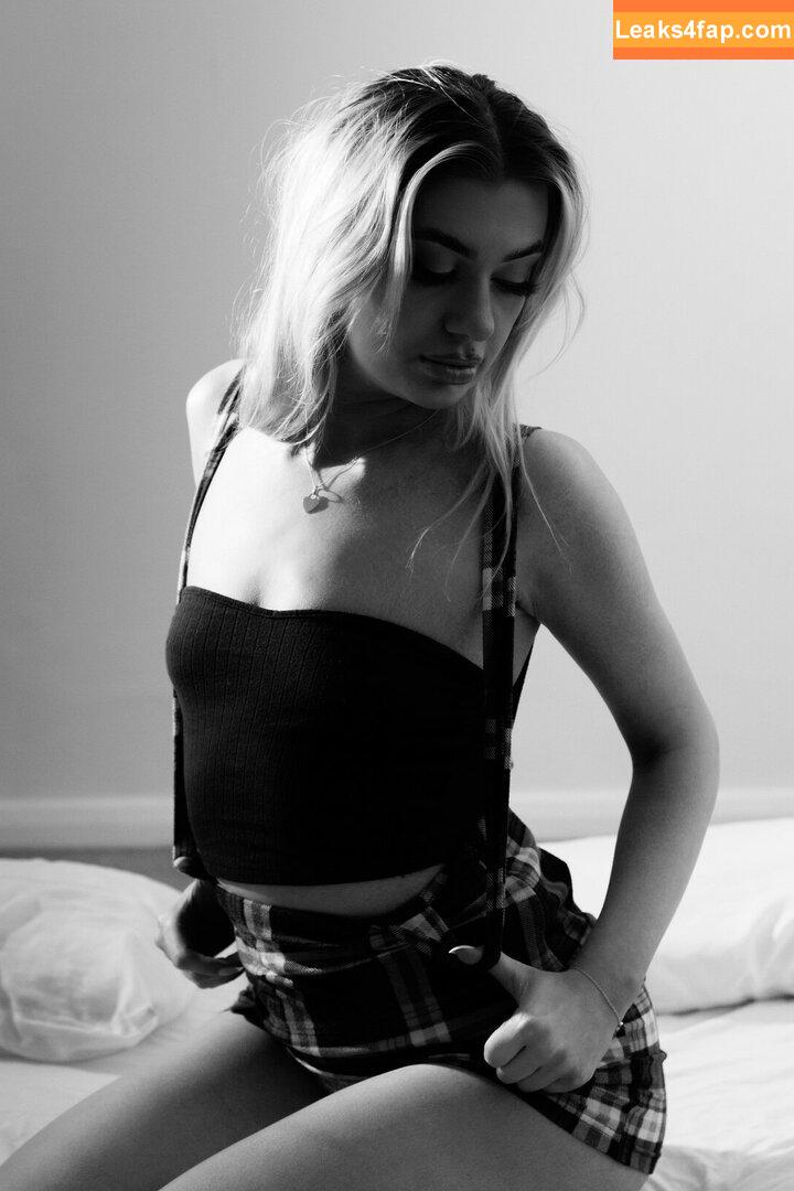 Models On Purpleport / Adultfolio / Maxmodels.pl (no mass dumpingtogs content / model-kartei.de / modelfol.io / purpleportofficial слитое фото фото #1150