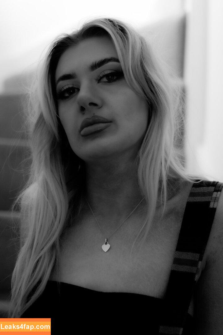 Models On Purpleport / Adultfolio / Maxmodels.pl (no mass dumpingtogs content / model-kartei.de / modelfol.io / purpleportofficial слитое фото фото #1151