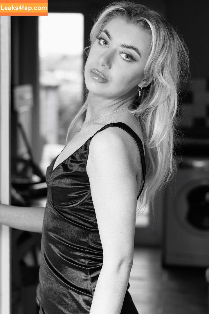 Models On Purpleport / Adultfolio / Maxmodels.pl (no mass dumpingtogs content / model-kartei.de / modelfol.io / purpleportofficial слитое фото фото #1152