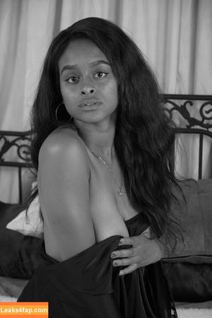 Models On Purpleport photo #1676