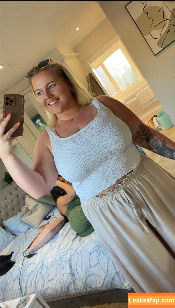 modelsuk / Megan Clarke / curvymia leaked photo photo #0012