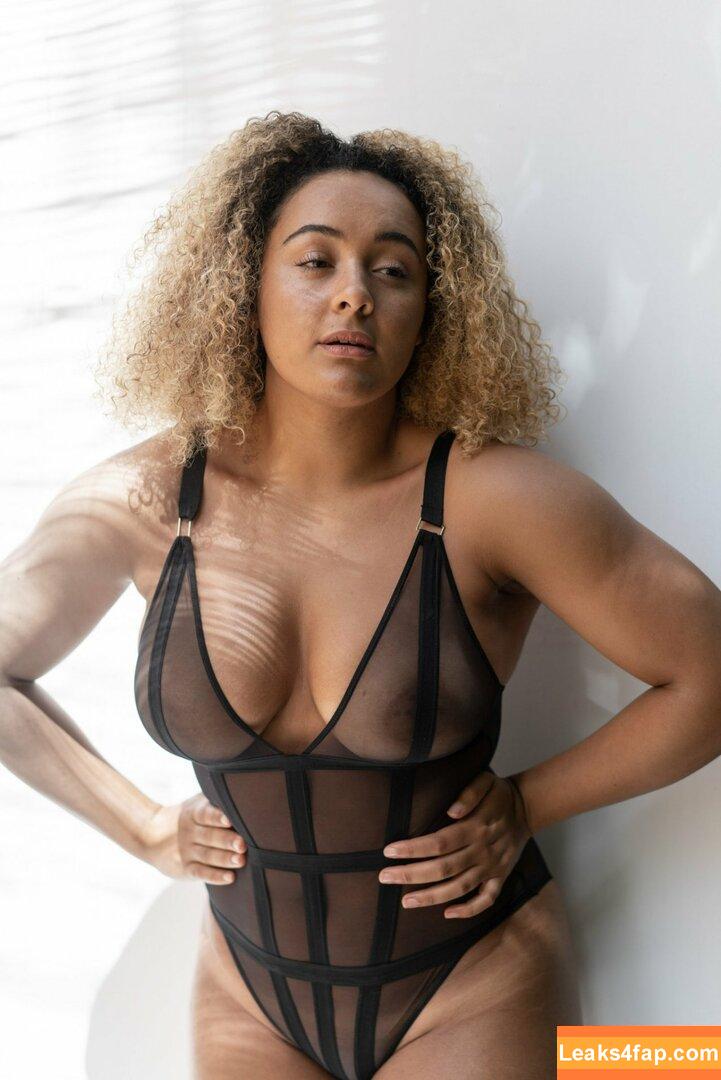 modernbritishrose / Louisa Mussington-Boreham / bigbootybritish / https: / loumb leaked photo photo #0113