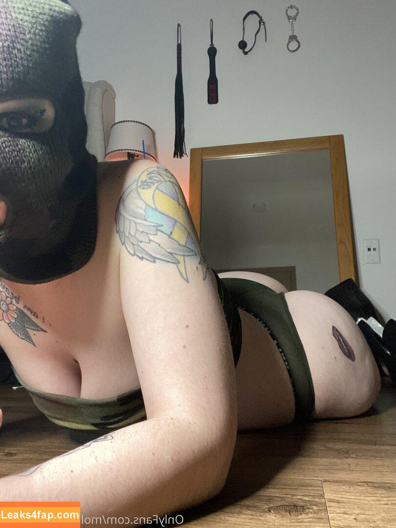 molliemoon69free / molliemoon_ leaked photo photo #0010