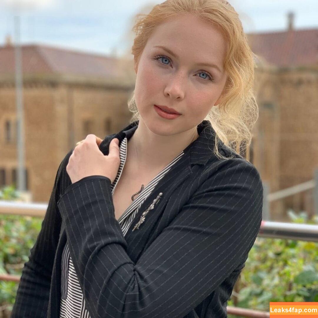 Molly C Quinn / lassmolly / mollycaitlynquinn leaked photo photo #0080