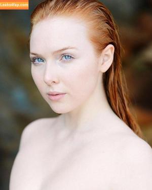 Molly C Quinn photo #0010