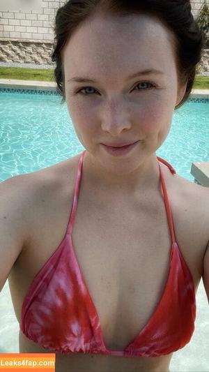 Molly C Quinn photo #0064