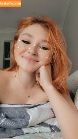 Molly Demure фото #0102